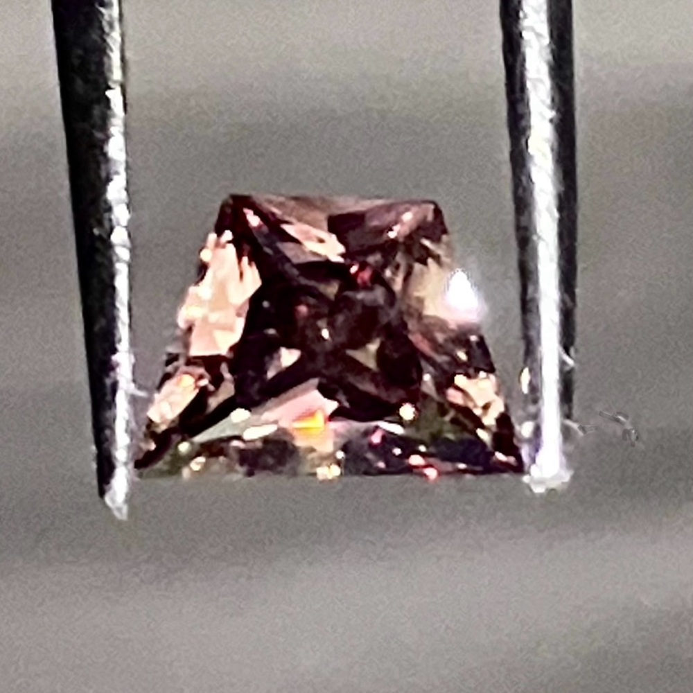 NATURAL COLORED DIAMOND / .72ct Trapezoid Cut / ORANGY CHAMPAGNE / 5x6.5mm, CHIP
